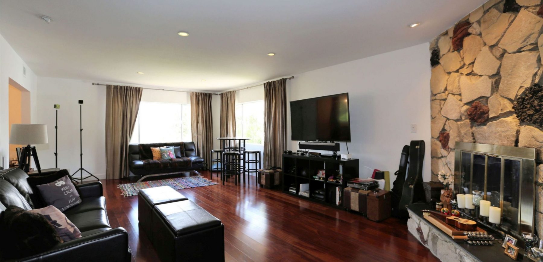 livingrm1