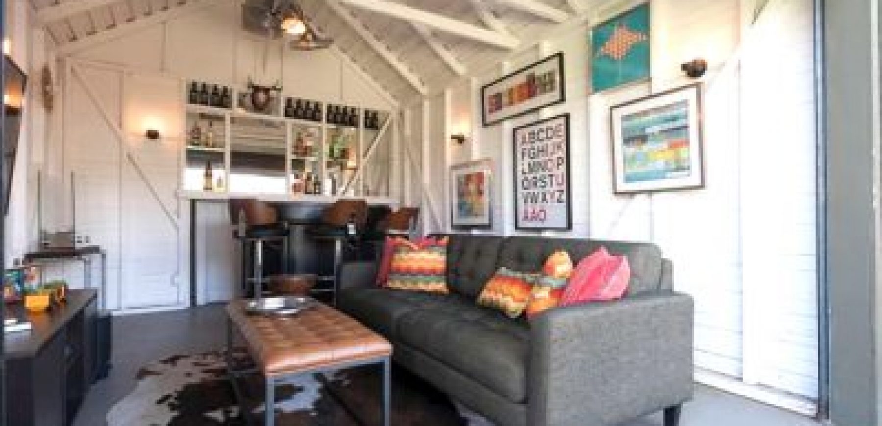 lounge-399x300