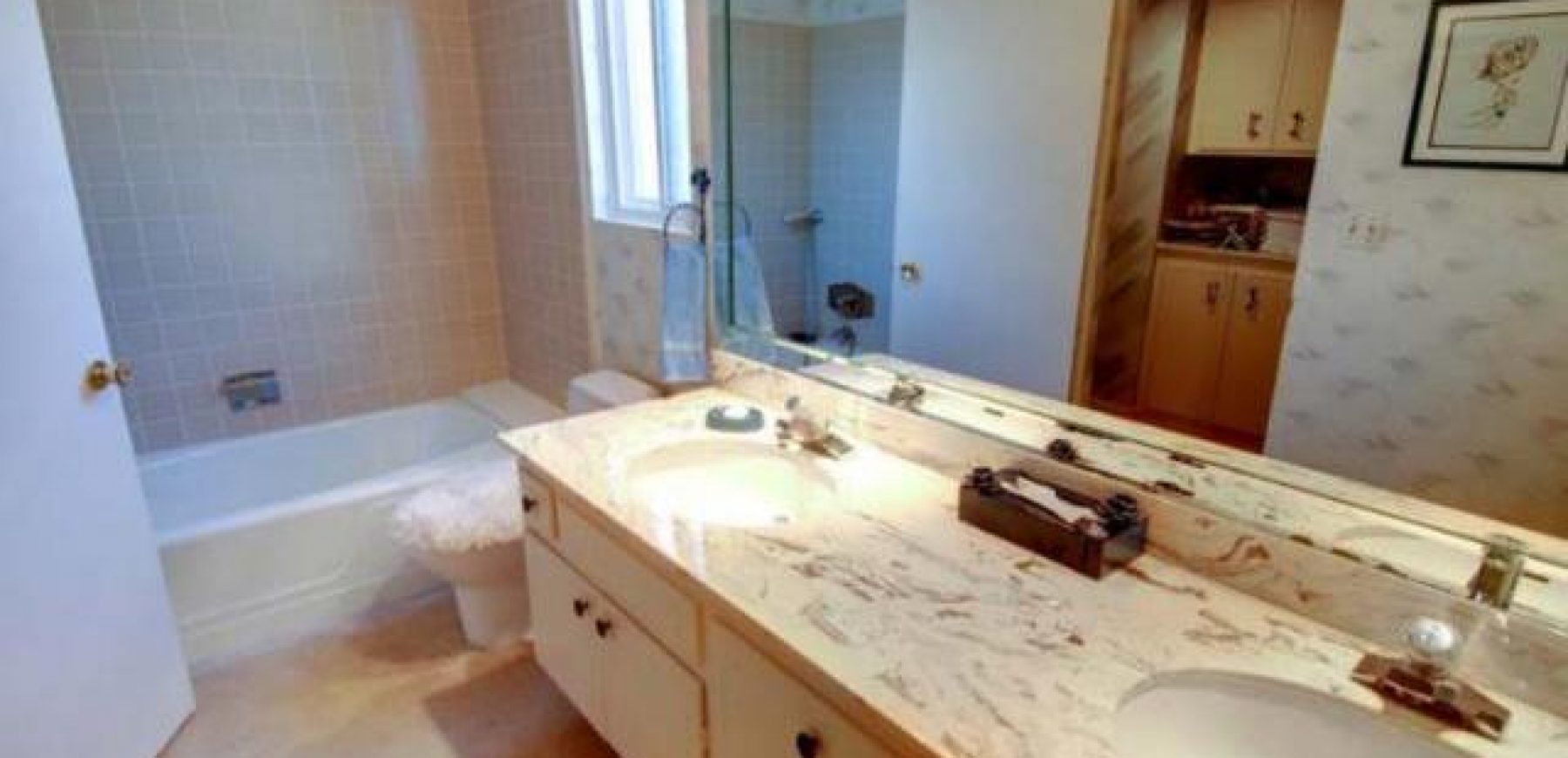 shared-bathroom